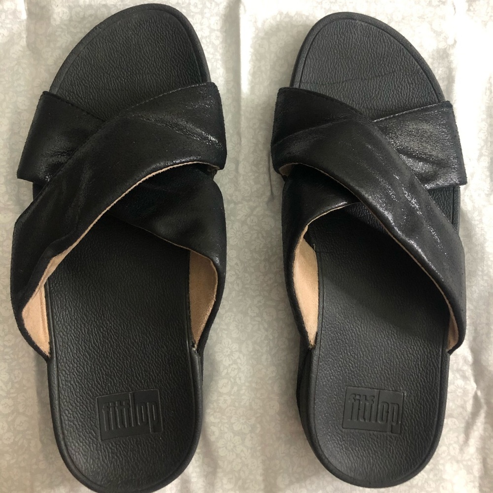 Fitflop black shimmer suede sandal size 7